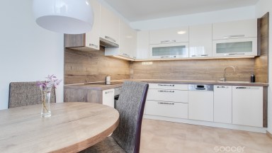 Pronájem bytu 2+1 s lodžií, celkem 60,11 m², Cíglerova, Praha 14 – Černý Most