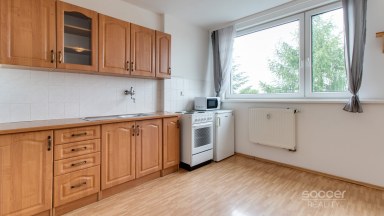 Pronájem bytu 1+kk, 29 m², ul. Rohožnická, Praha 21 – Újezd nad Lesy