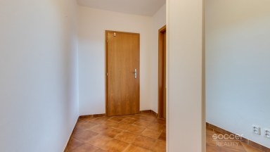Pronájem bytu 1+kk, 29 m², ul. Rohožnická, Praha 21 – Újezd nad Lesy