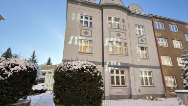 Pronájem bytu 1+kk, 26m2 v Praze 3- Jeseniova ulice