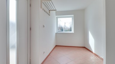 Hezký nadstandardní byt 3+kk, 76 m2, Černošice - Mokropsy.