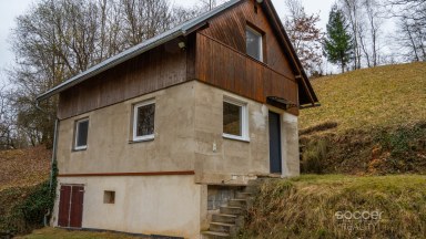 Pronájem rekreační chaty, Suhrovice, 16 km od Mladé Boleslavi.