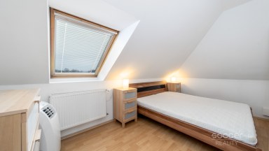 Jedinečný mezonet v rodinném domě v žádané čtvrti Mladé Boleslavi.