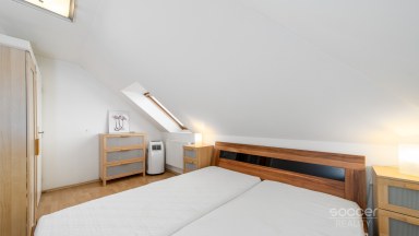 Jedinečný mezonet v rodinném domě v žádané čtvrti Mladé Boleslavi.