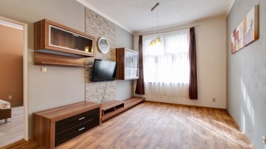 Pronájem bytu 2+kk, 50 m², Praha 3 - Žižkov, ul. Jagellonská.