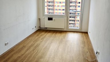 Útulný byt 2+kk ve vyhledávané části Kobylis.