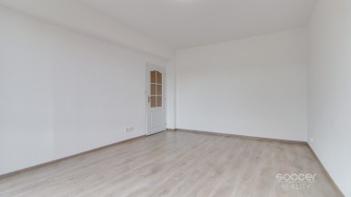 Pronájem velmi pěkného bytu 1+1/sklep, 34 m2, ul. Josefa Mánesa, Nymburk. 