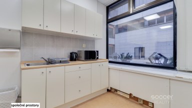 Pronájem tří kanceláří 114 m2 ulice Sokolovská