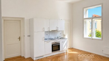Pronájem bytu 2+kk, 65 m2, Praha 1 - Malá Strana, ul. Všehrdova.