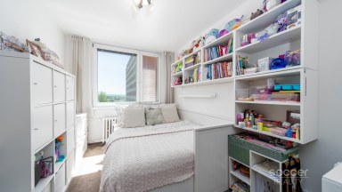Prodej hezkého bytu 2kk, 42,97 m² se sklepní kójí, ul. Pavlišovská, Praha 20 – Horní Počernice