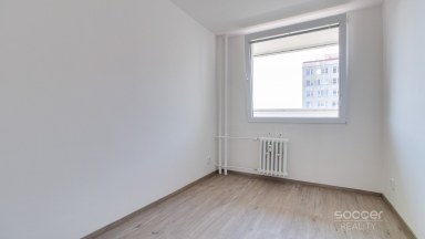 Pronájem bytu 4+kk/L/komora, 65 m² + lodžie 7 m², Praha 4 – Krč, Horáčkova ulice.