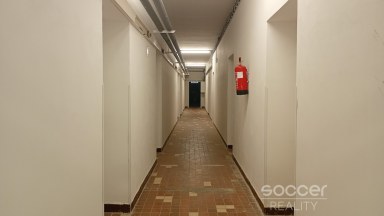 Pronájem skladu, 31 m2, Praha 10 - Dolní Měcholupy, ul. Ke Kablu.