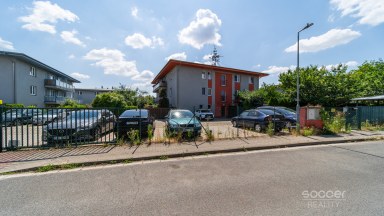 Prodej bytu 3+kk/B/PS, 64 m², ul. Pražská, Šestajovice.