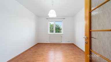 Prodej bytu 3+kk/B/PS, 64 m², ul. Pražská, Šestajovice.