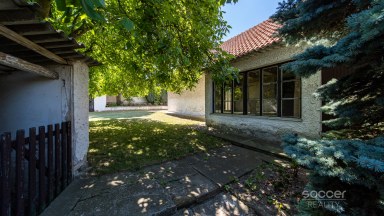 Prodej rodinného domu s pozemkem 1 466 m², Zápy