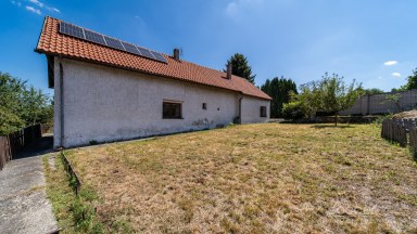 Prodej rodinného domu s pozemkem 1 466 m², Zápy