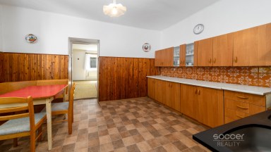 Prodej rodinného domu s pozemkem 1 466 m², Zápy