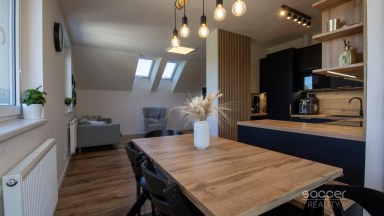 Prodej bytu 4+kk/T, 83 m2 + 8 m2 terasa, Zápy – Praha – východ.