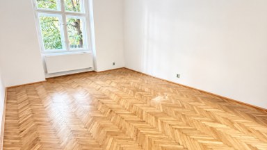 Pronájem světlého, prostorného bytu 2+kk, 54m2 v Praze 3-Nitranská ul.