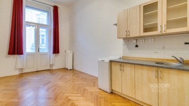 Pronájem bytu 2+kk, 42,7 m2, ulice Široká, Praha 1 - Staré Město.